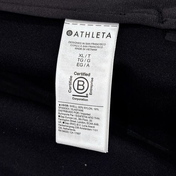 Athleta Luxe Glacier Softshell Water Repellent Jacket Black Size XL NWOT* - Picture 9 of 9